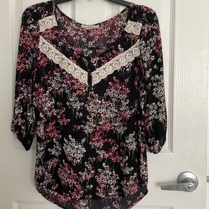 Nordstrom Rack Floral Blouse Size Medium 3/4 Sleeve